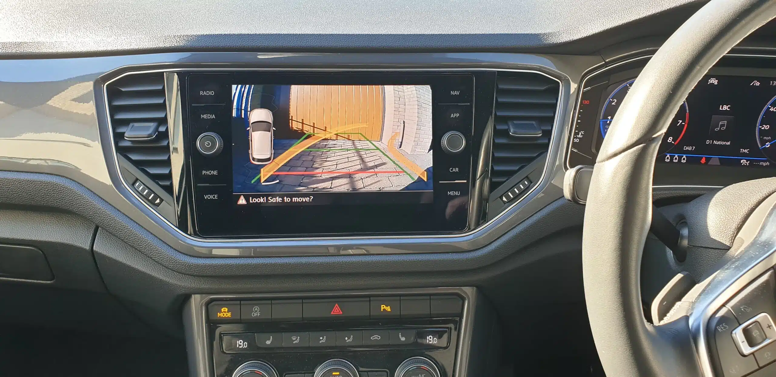 vw reverse camera