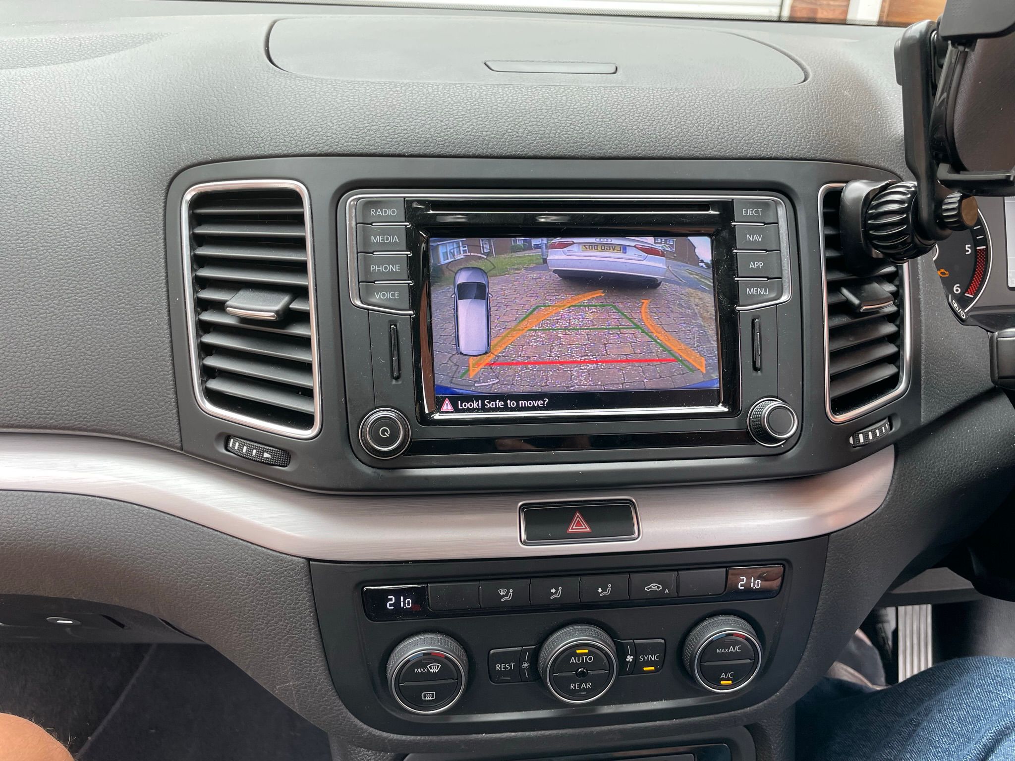 WhatsApp Image 2023-11-08 at 08.45.22 (1)