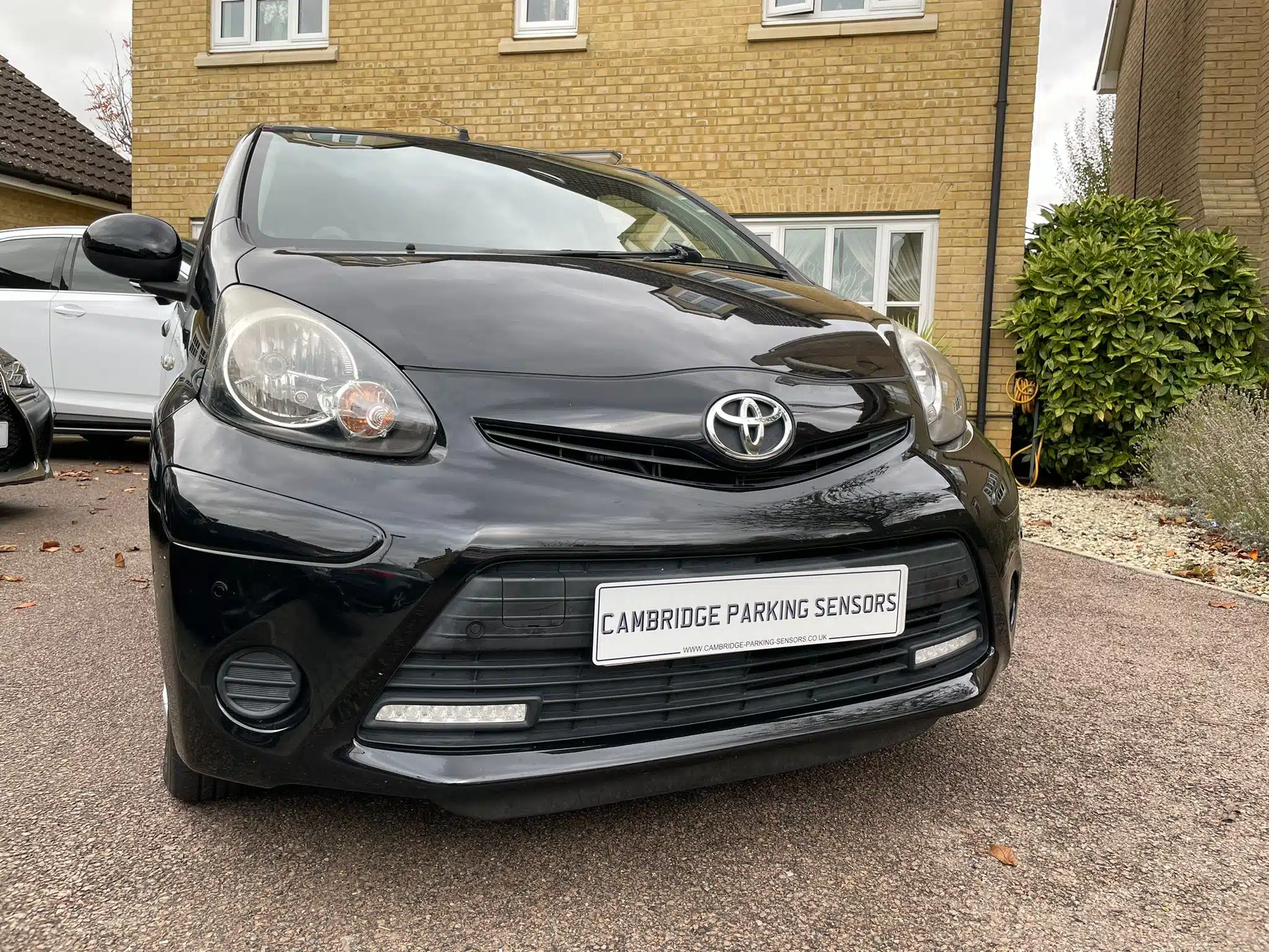 toyota aygo front and rear parking sensors