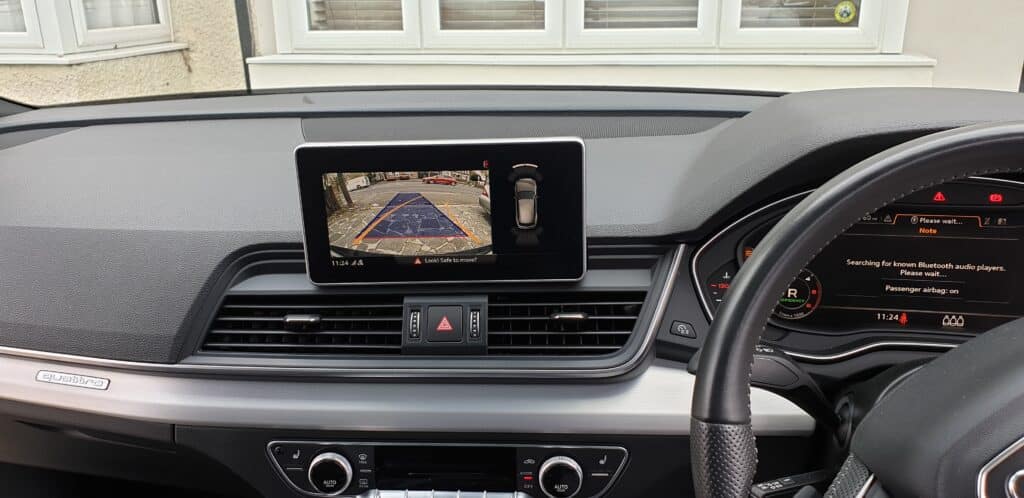 audi q5 reverse camera