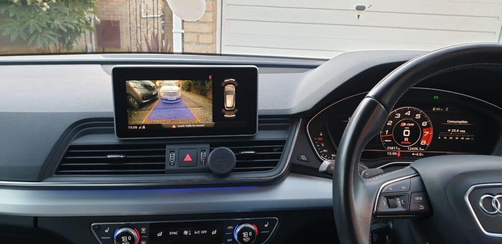 audi q5 reverse camera