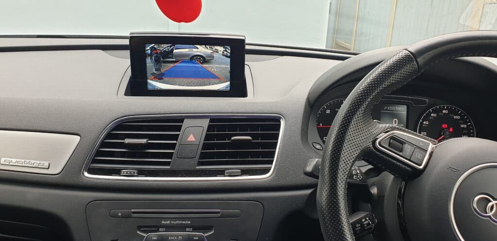 audi q3 reverse camera