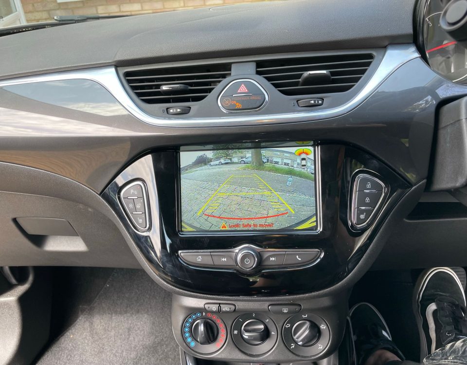 vauxhall reverse camera