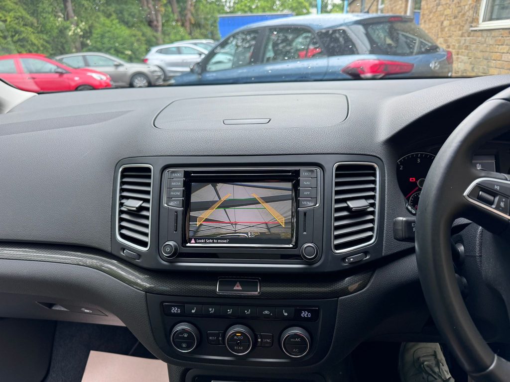 Seat Alhambra Reverse Camera 1 Seat Alhambra Reverse Camera
