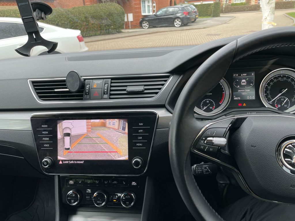 Skoda Superb Reverse Camera